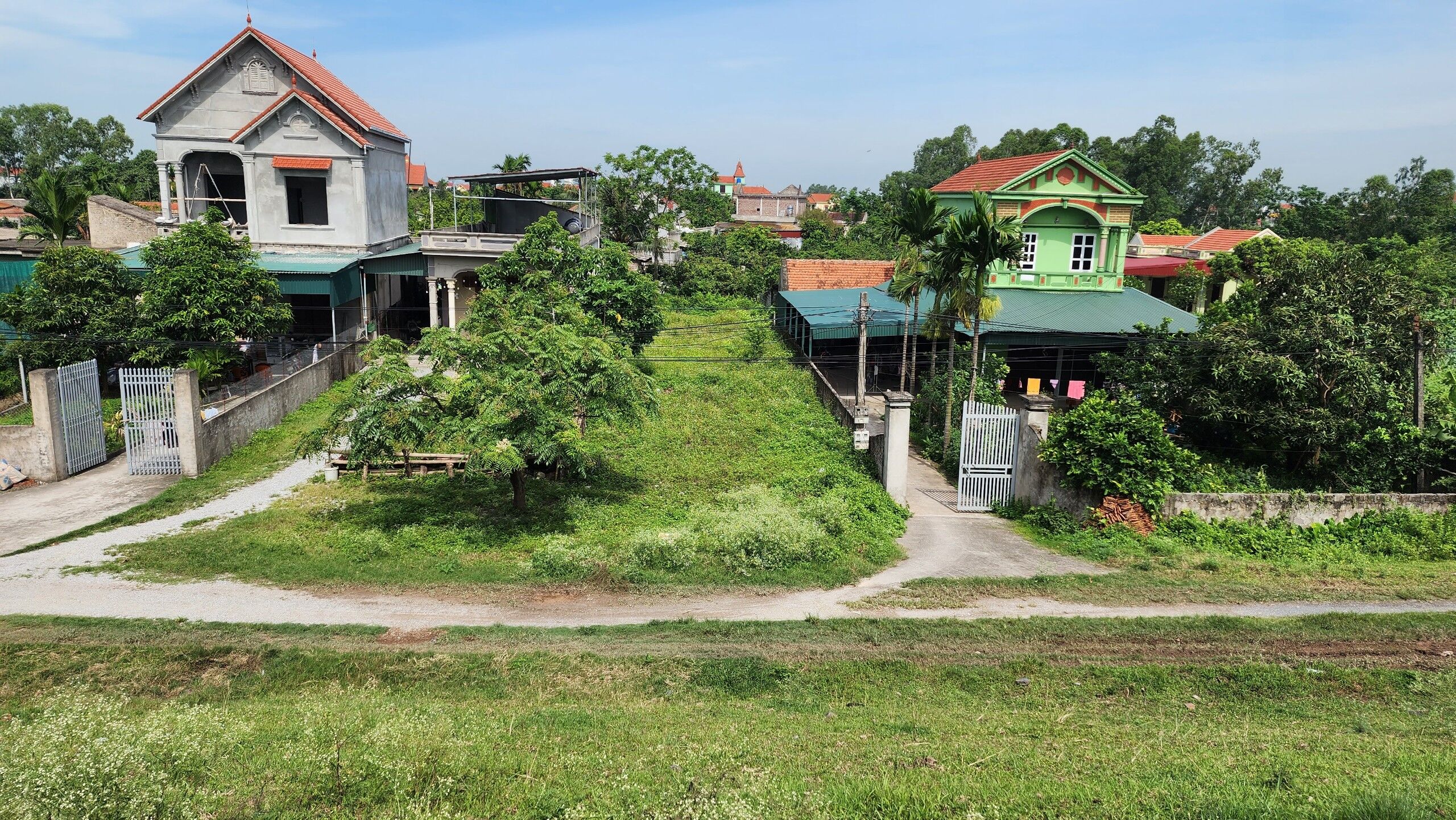 Chính chủ cần bán lô đất tại thôn Từ Đài, xã Chuyên Ngoại, mặt đê sông Hồng